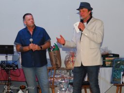 Künstler helfen Kinder - Mit Musik zur Menschlichkeit